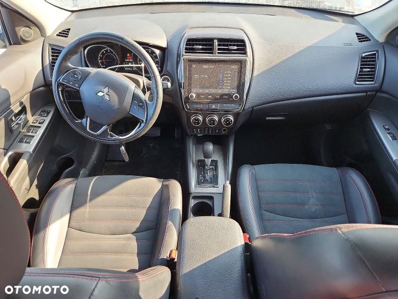 Mitsubishi ASX - 8