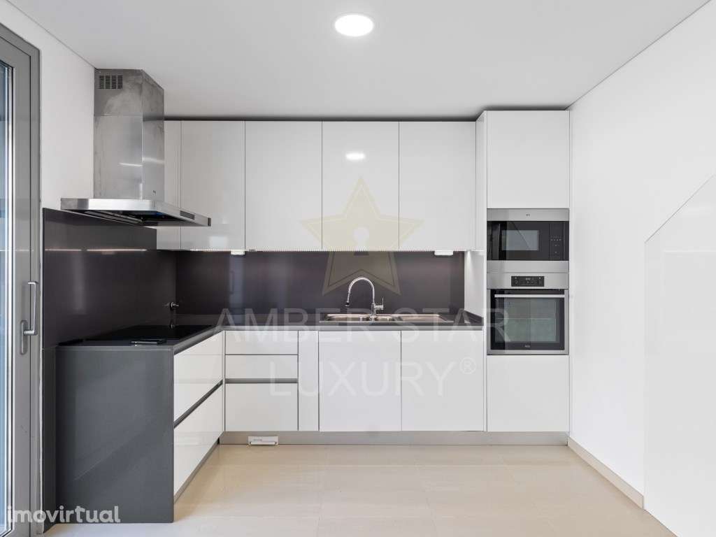 Moradia mobilada, com Piscina em Cascais a 1 km da Praia - Grande imagem: 5/13