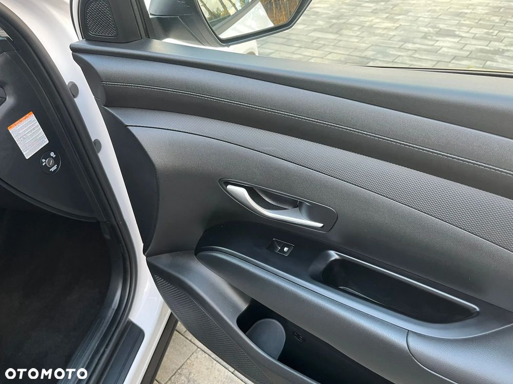 Hyundai Tucson 1.6 T-GDi HEV Smart 2WD - 25