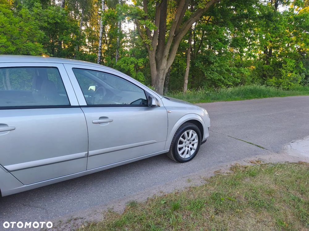 Opel Astra 1.6 Enjoy - 8
