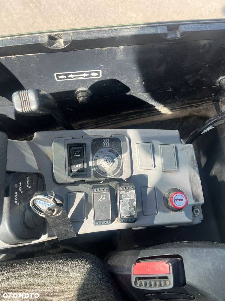 Kubota KX019-4 2016 z przyczepą Ifor Williams - 5