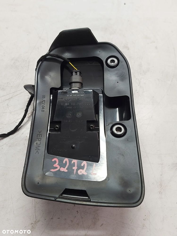 Lampka obrysowa kabiny Iveco Daily LED 5802297220 Lewa - 2