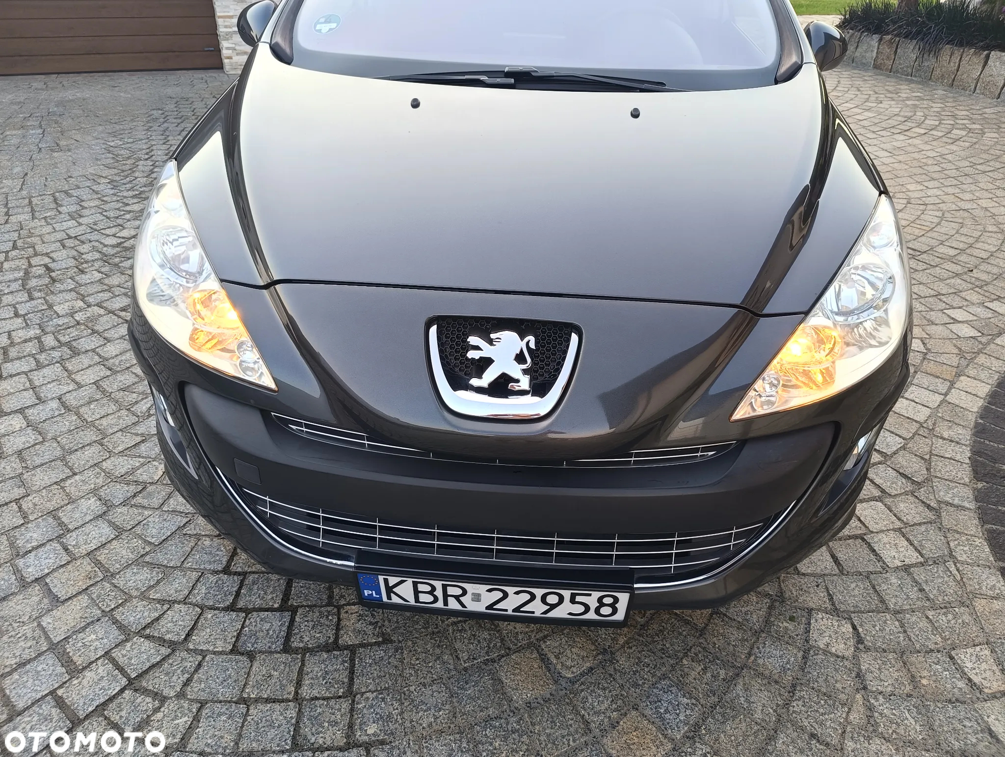 Peugeot 308 HDi FAP 140 Platinum - 17