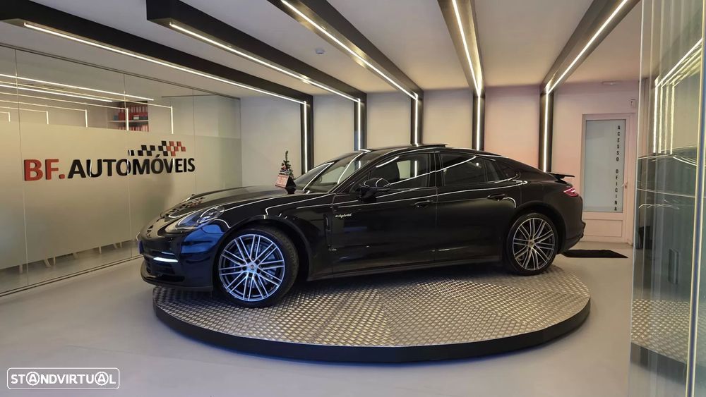 Porsche Panamera 4 E-Hybrid - 13