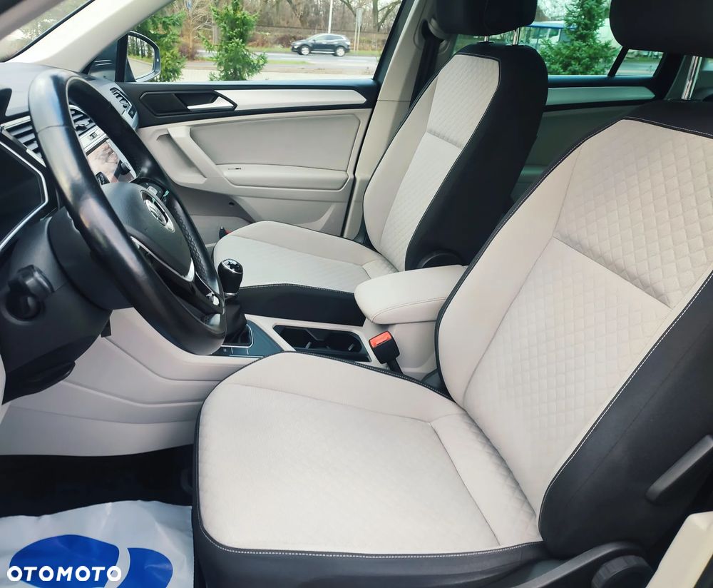 Volkswagen Tiguan 1.5 TSI ACT OPF Trendline - 23