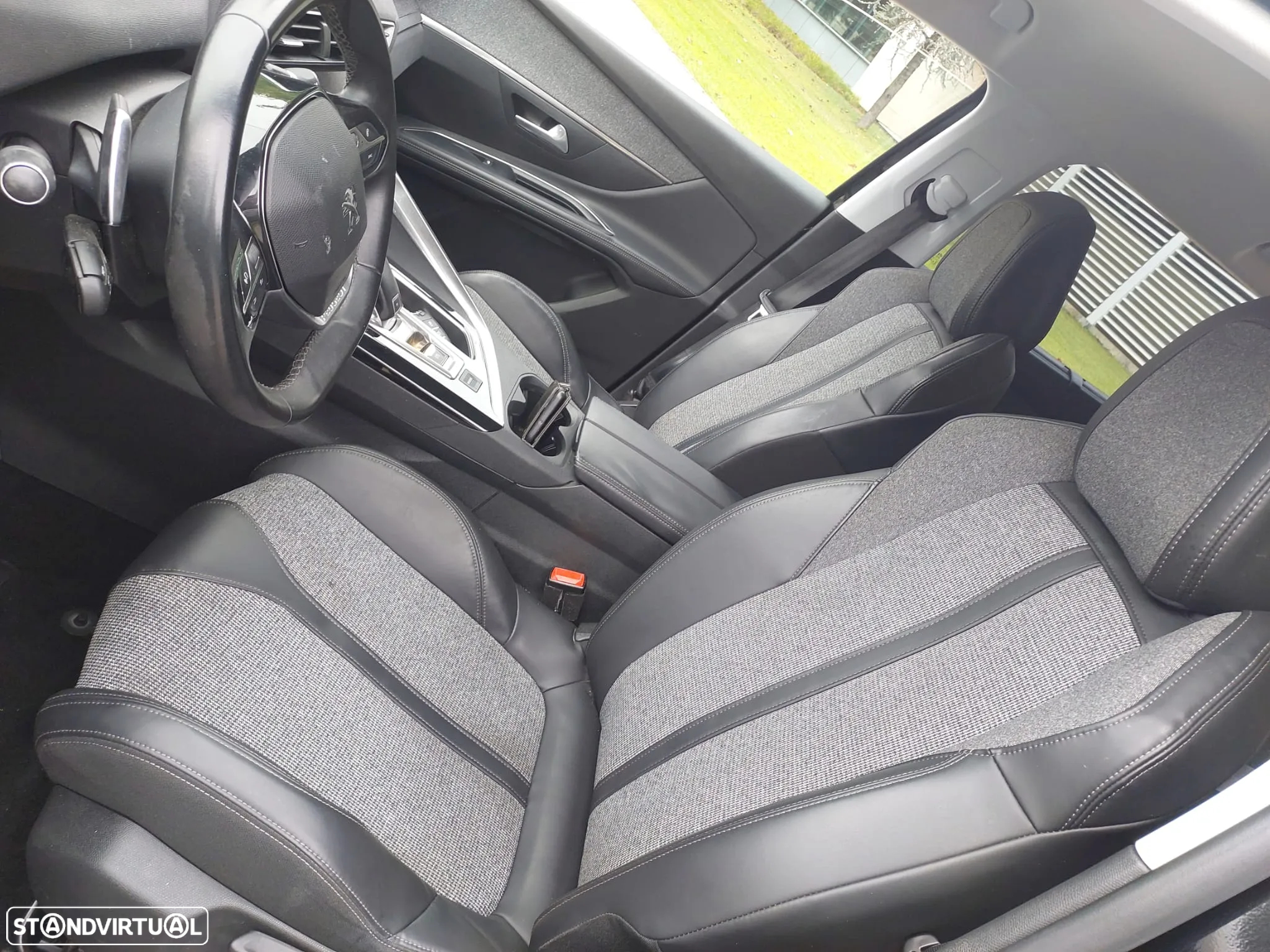 Peugeot 5008 1.6 BlueHDi Allure EAT6 J18 - 9