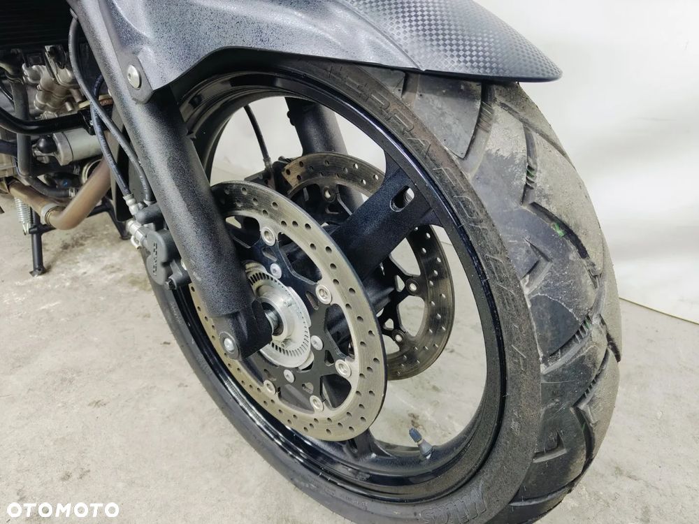 Suzuki V-STROM - 3