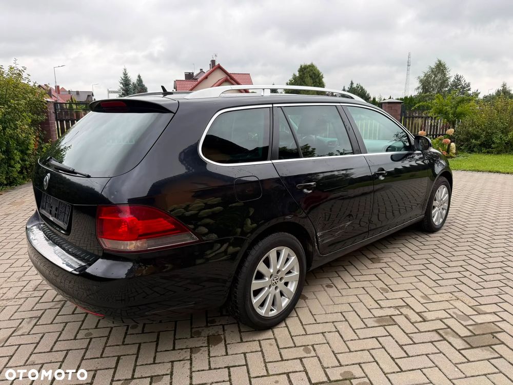 Volkswagen Golf 1.6 TDI DPF Comfortline - 6