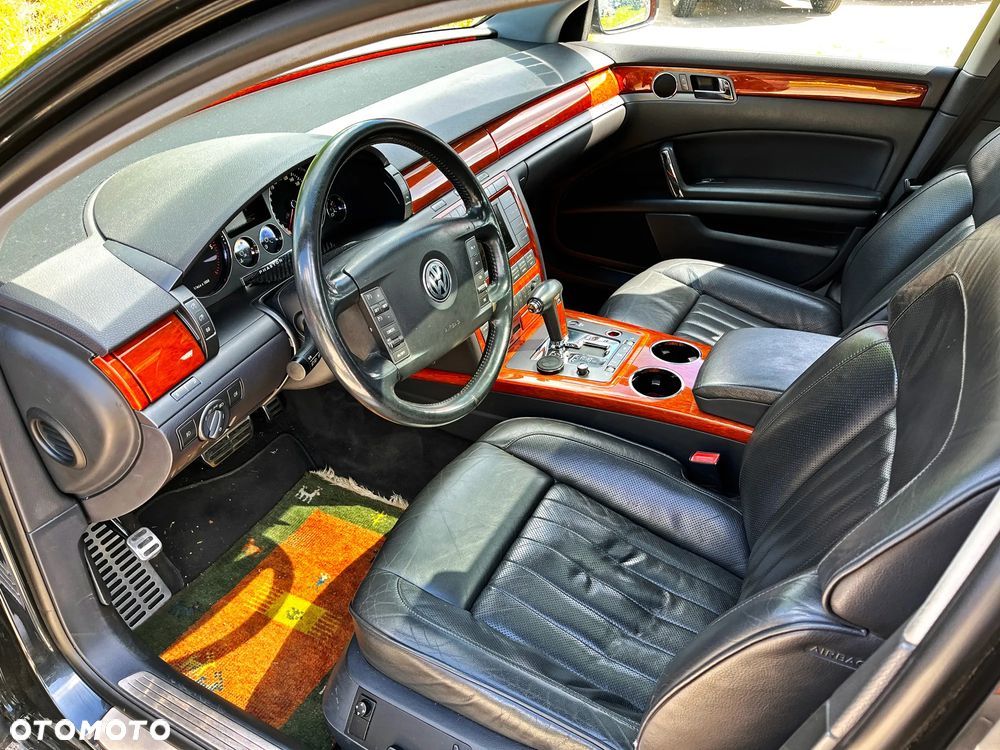 Volkswagen Phaeton - 6