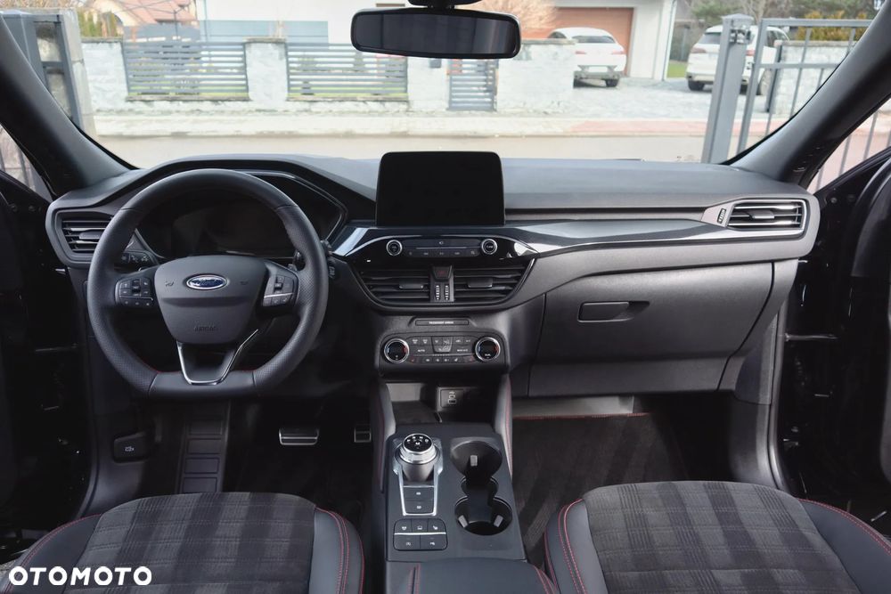 Ford Kuga 2.0 EcoBlue 4x4 ST-LINE X - 30