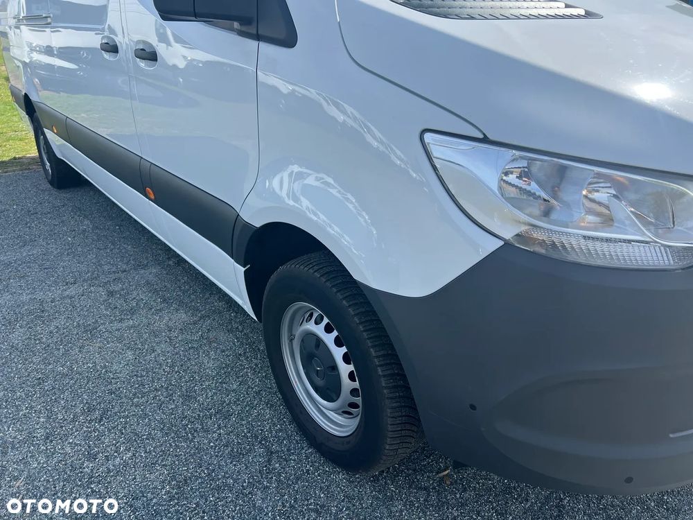 Mercedes-Benz Sprinter - 8