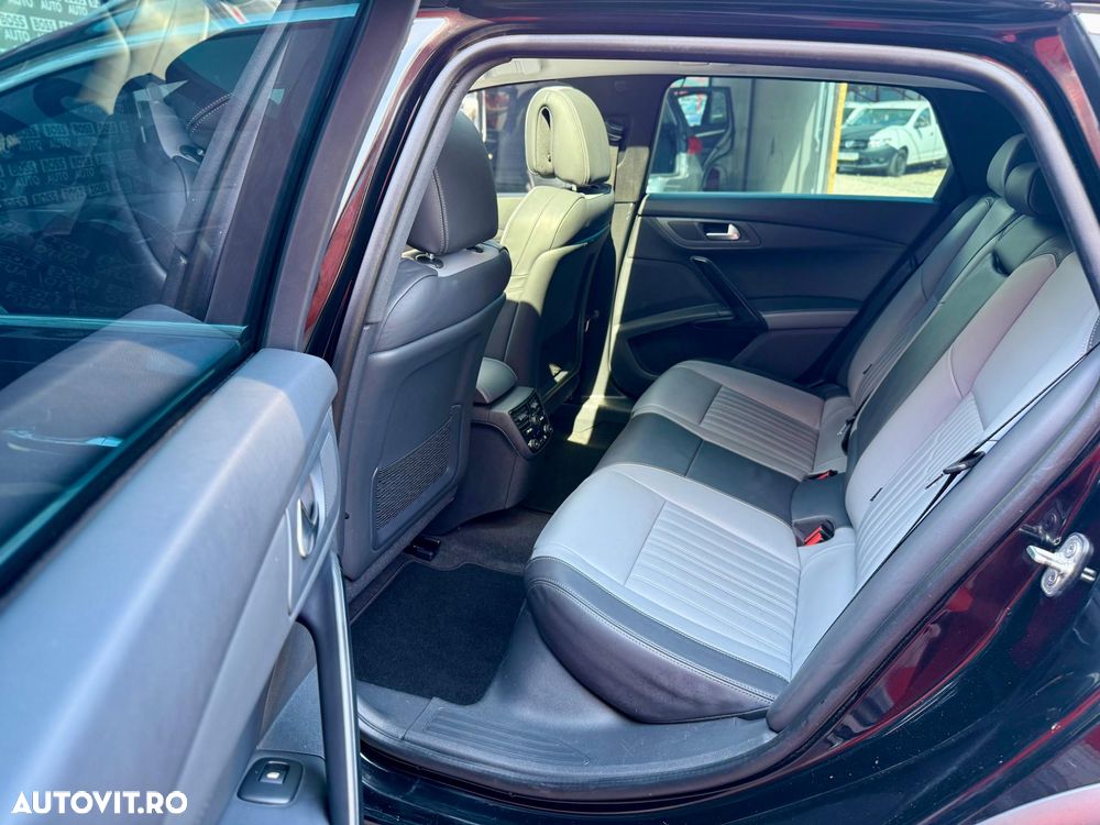 Peugeot 508 RXH Hybrid4 - 9