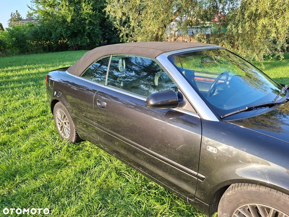 Audi A4 Cabrio 2.5 TDI - 33