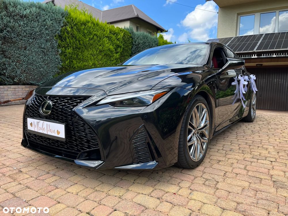 Lexus IS - 1