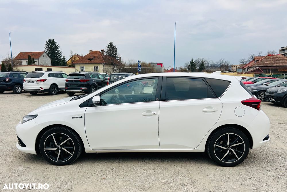 Toyota Auris 1.8 L VVT-i Sol+ - 24
