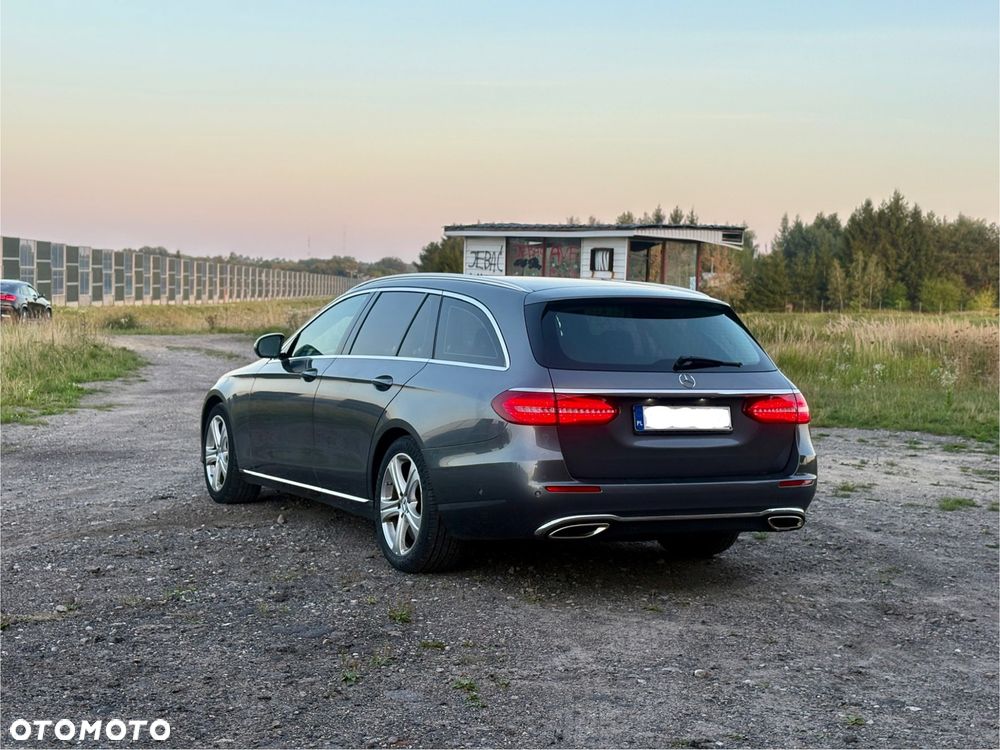 Mercedes-Benz Klasa E 400 4Matic 9G-TRONIC Avantgarde - 7