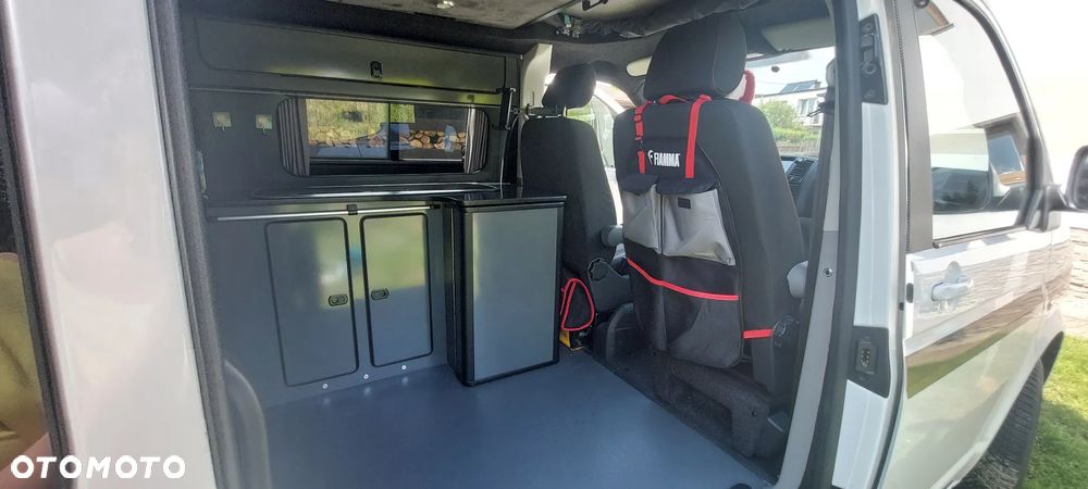 Volkswagen Transporter Caravelle Edition - 19