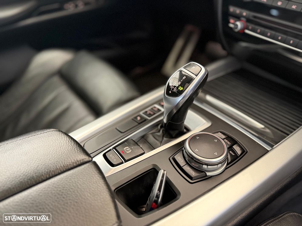 BMW X5 25 d sDrive Pack M - 11