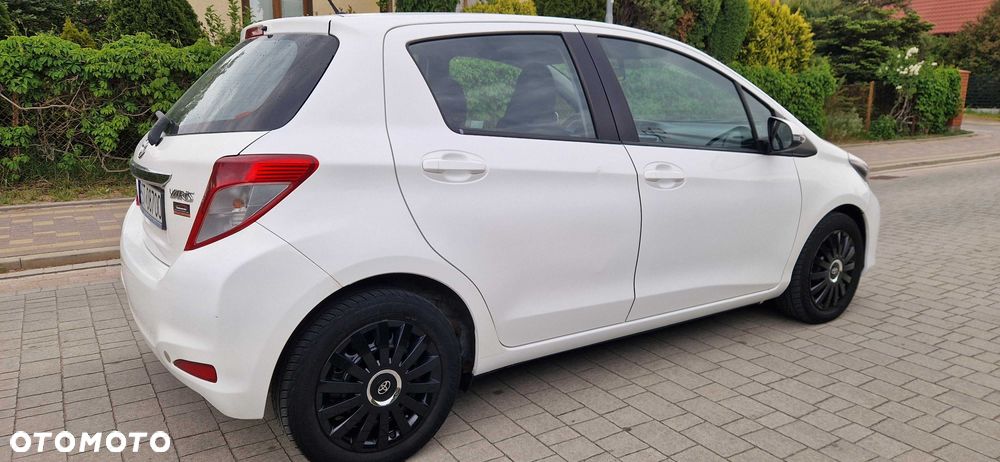 Toyota Yaris - 8