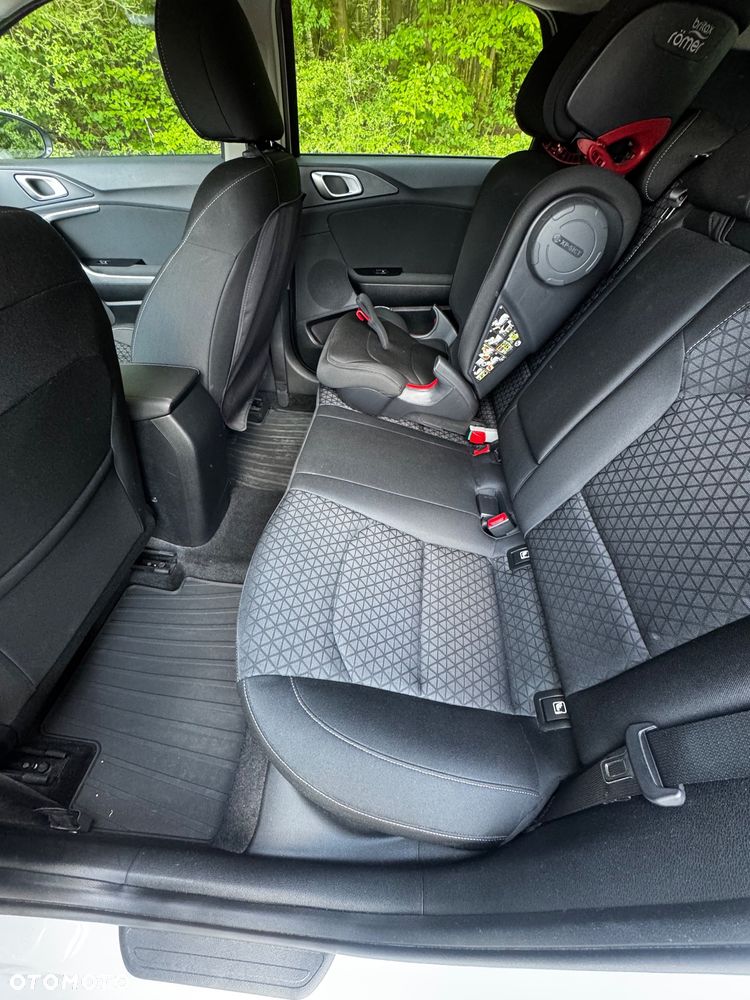 Kia Ceed 1.4 M - 10