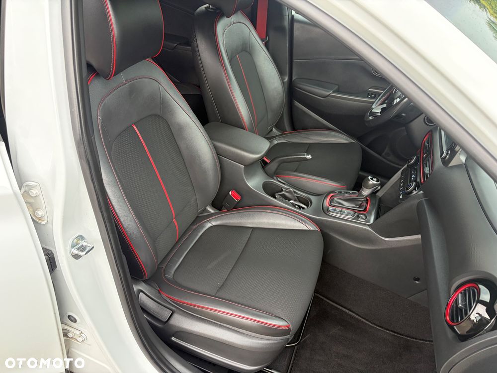 Hyundai Kona 1.6 T-GDI DCT 4WD Premium - 29