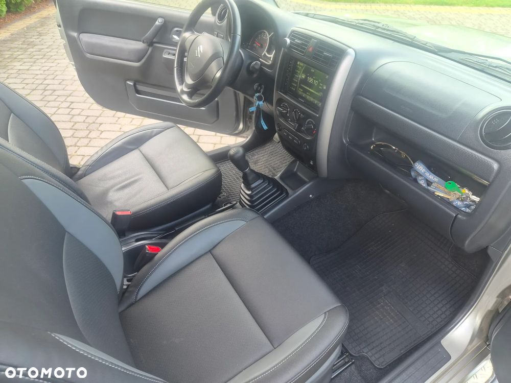 Suzuki Jimny - 15