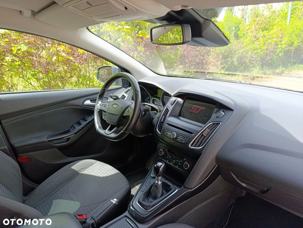 Ford Focus 2.0 TDCi SYNC Edition ASS - 13