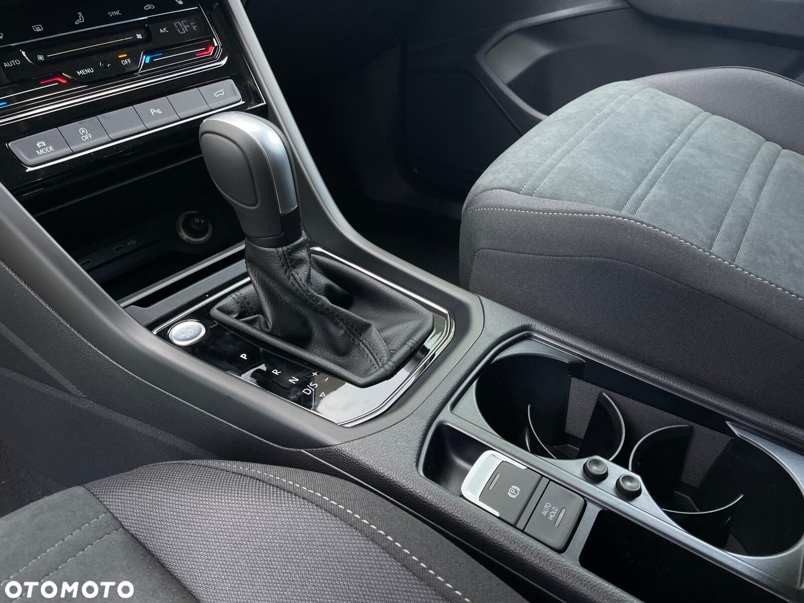Volkswagen Touran 1.5 TSI EVO Highline DSG - 22