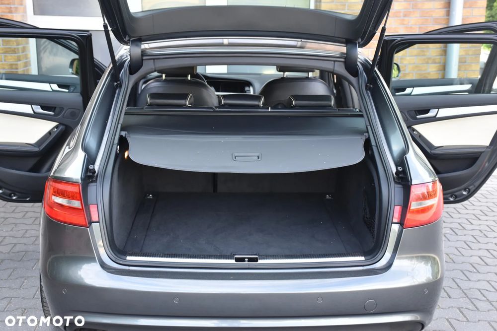 Audi A4 Avant 2.0 TDI DPF multitronic S line Sportpaket - 17