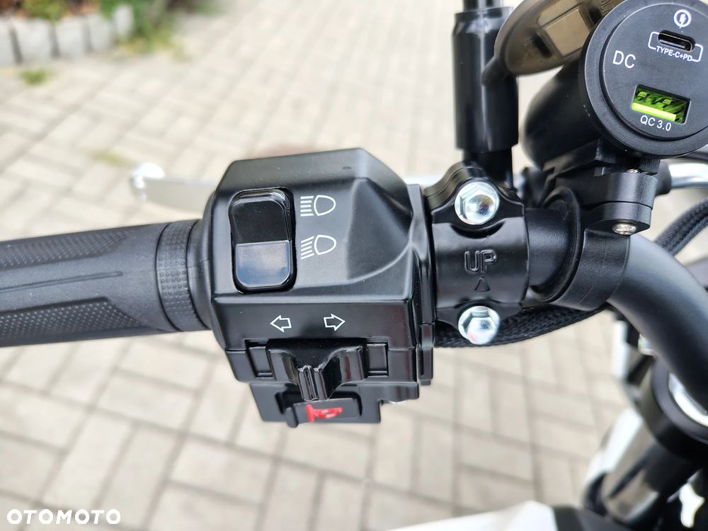 Keeway RKS 125 - 18