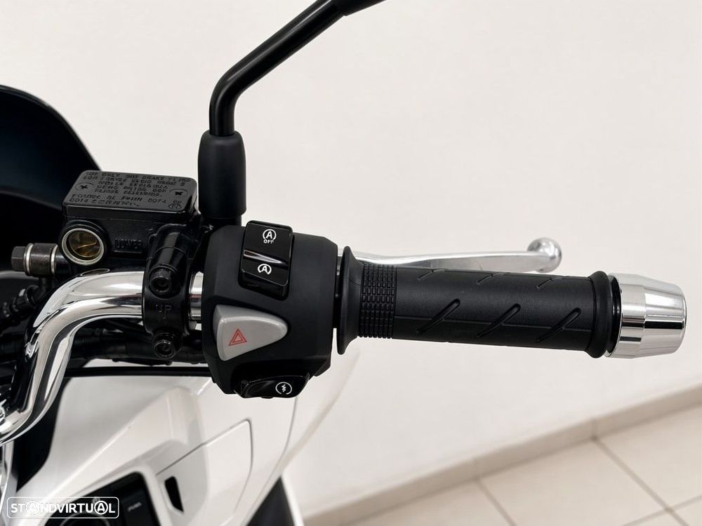 Honda PCX125 Top Case - 12