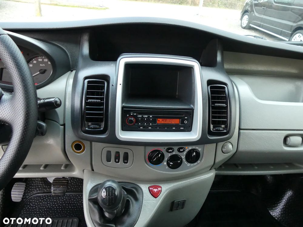 Opel VIVARO 2.0CDTI*115KM*2011 - 11