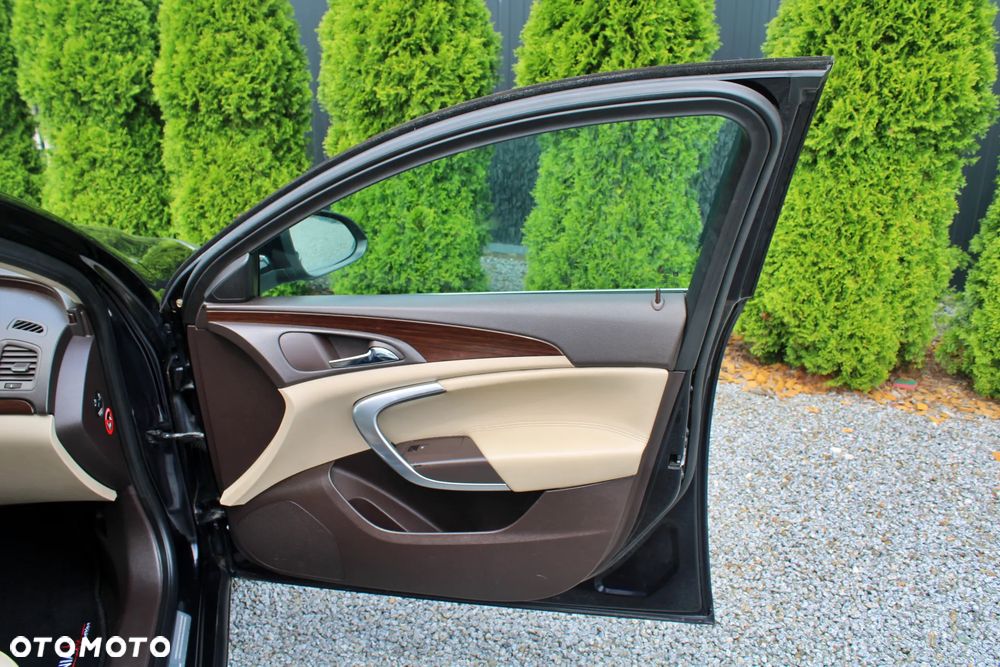 Opel Insignia - 28