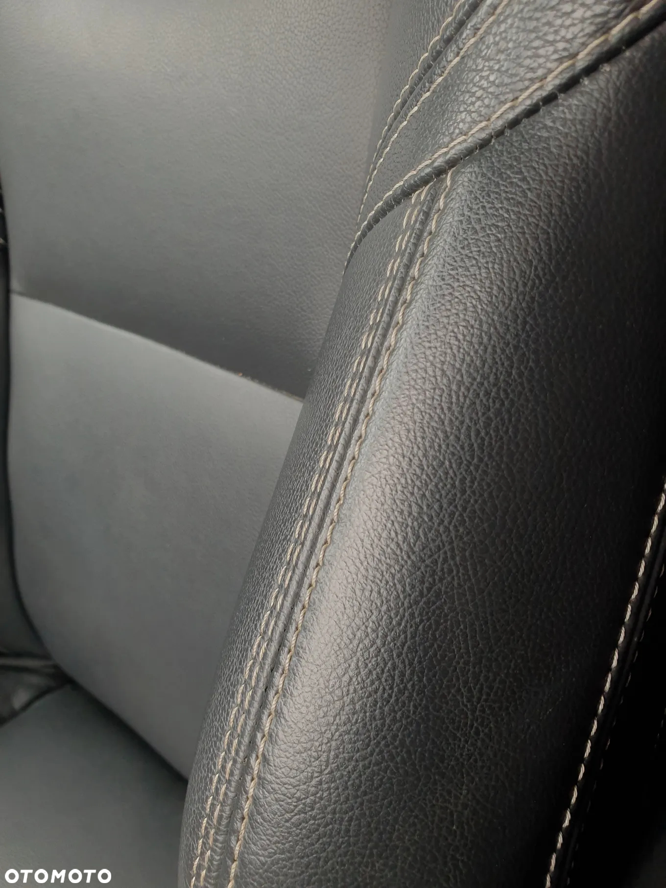 Volvo V60 D4 Summum - 23