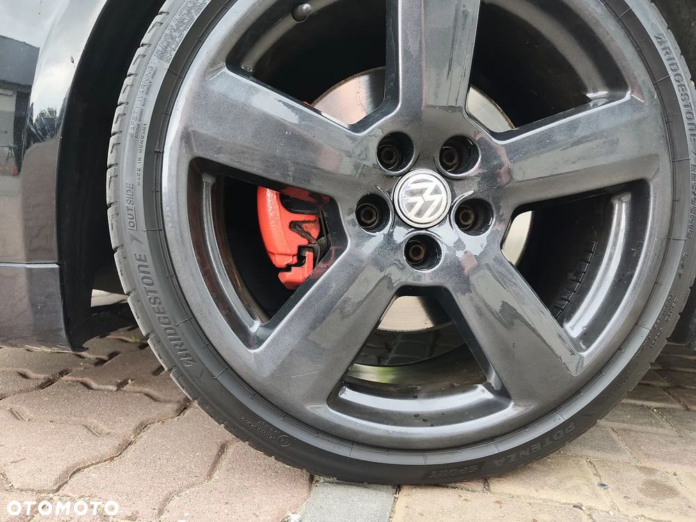 Volkswagen Golf - 20
