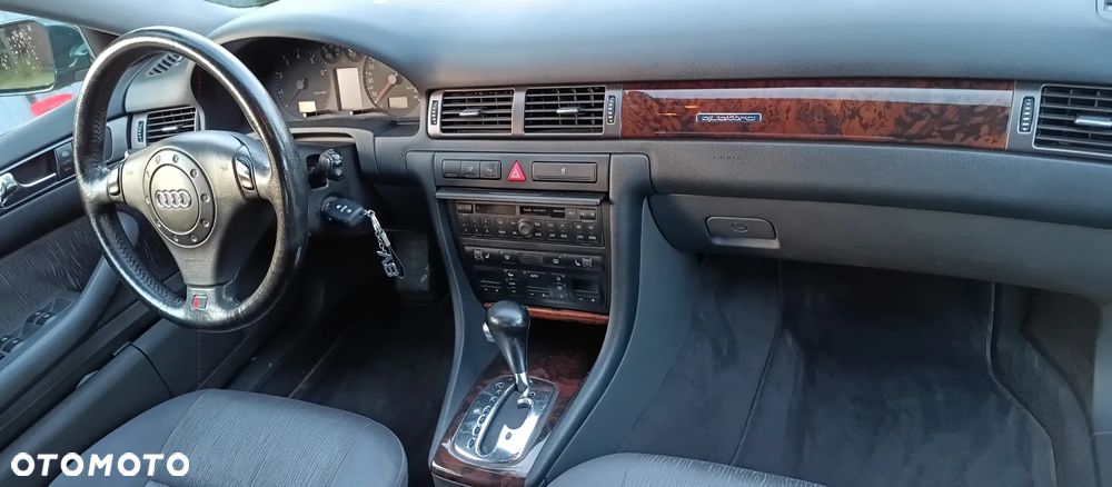 Audi A6 Limousine 4.2 quattro - 11