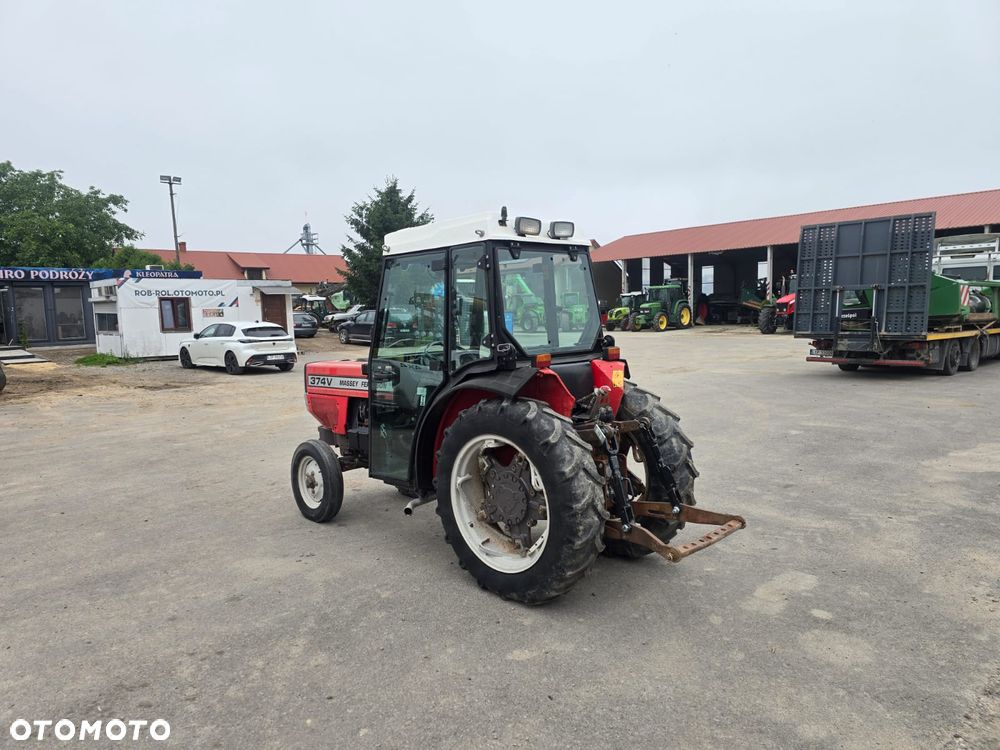 Massey Ferguson 374V - 5