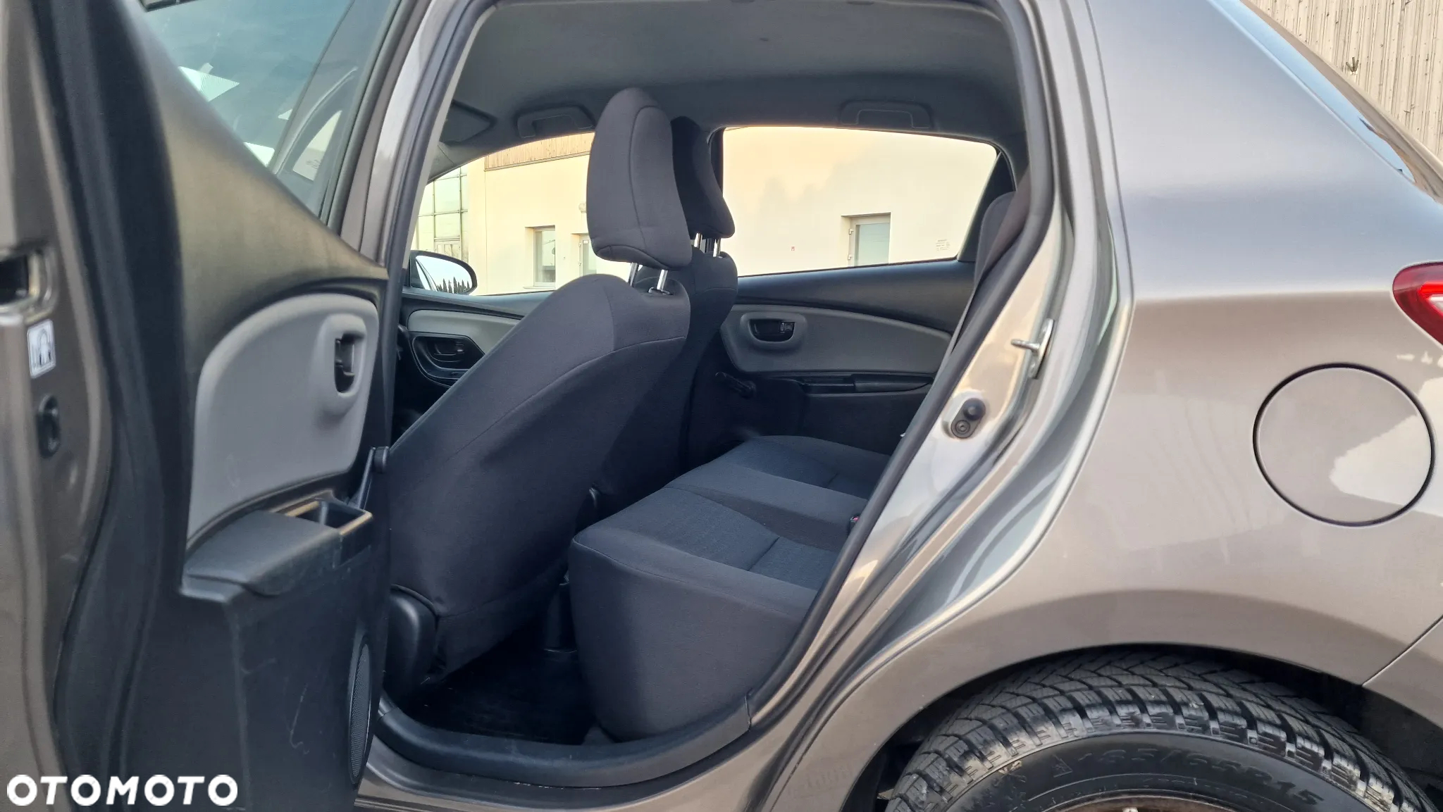 Toyota Yaris 1.5 Active - 21