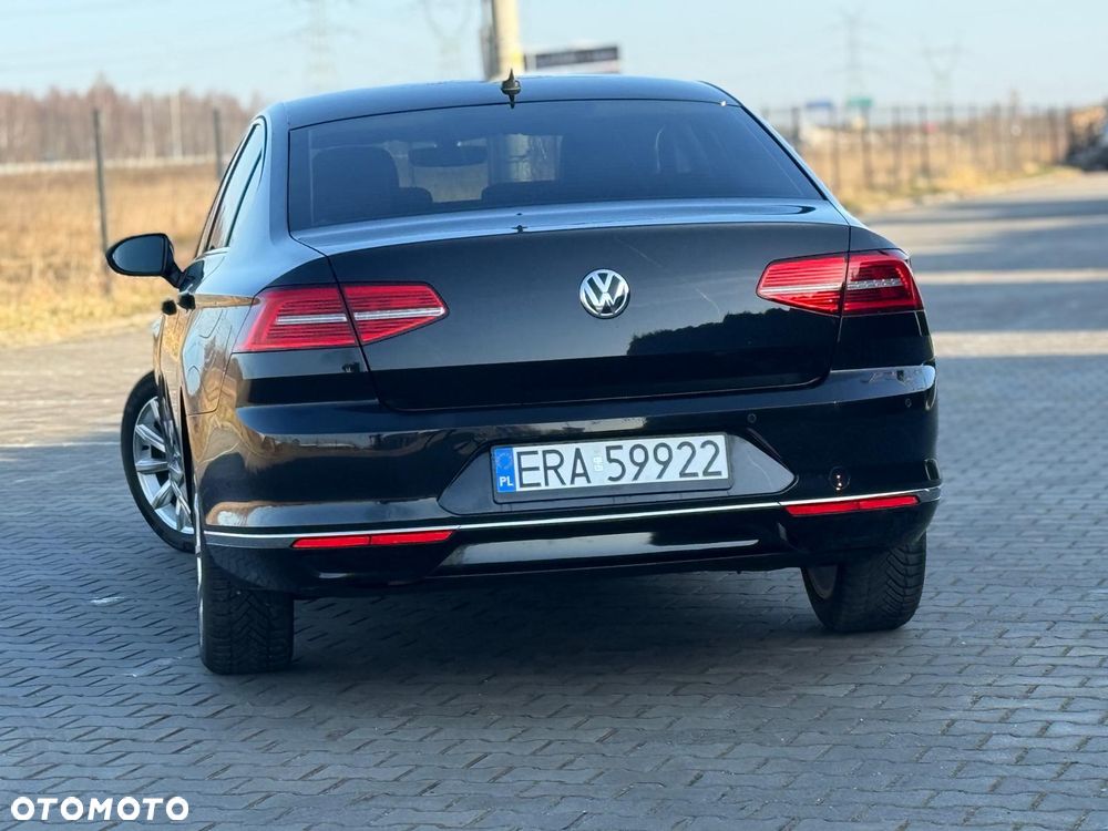 Volkswagen Passat 1.6 TDI SCR DSG - 7