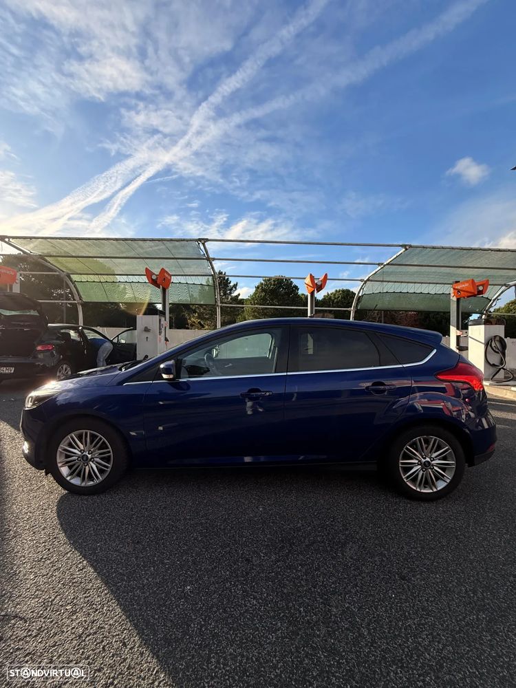 Ford Focus 1.0 EcoBoost 99g S&S Titanium - 11