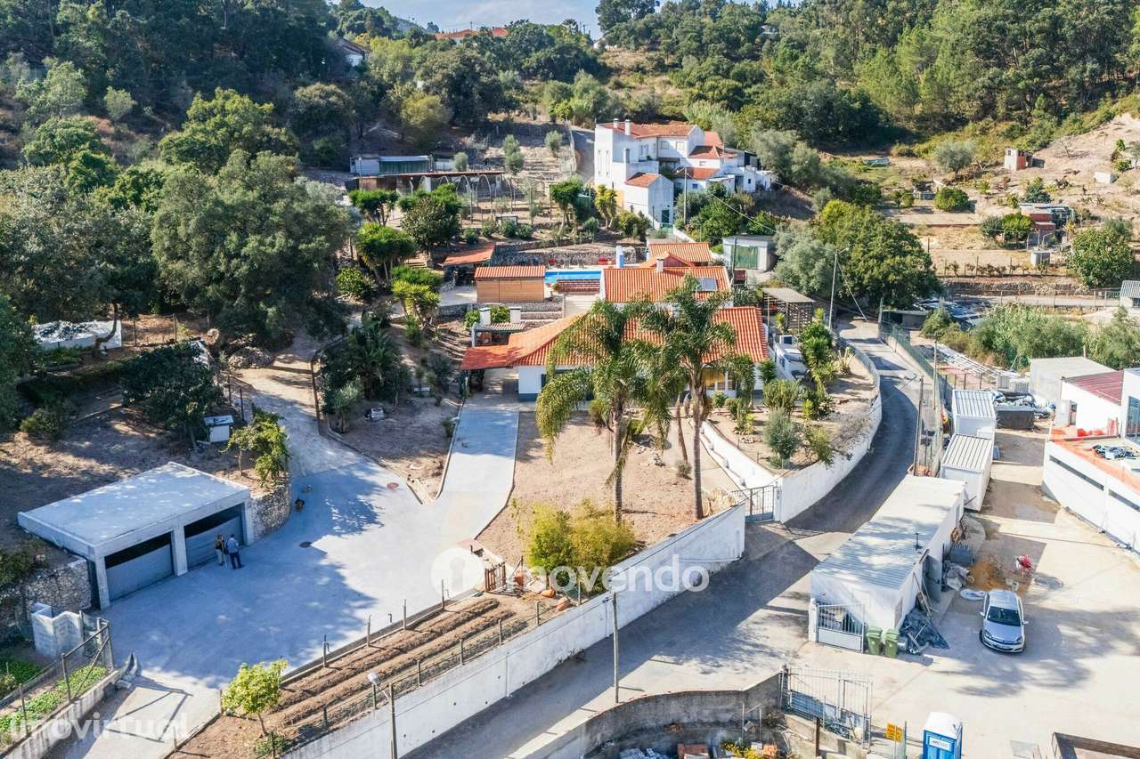 Quinta T3 isolada, com 14.500m² de terreno e piscina, em Loures - Grande imagem: 3/60