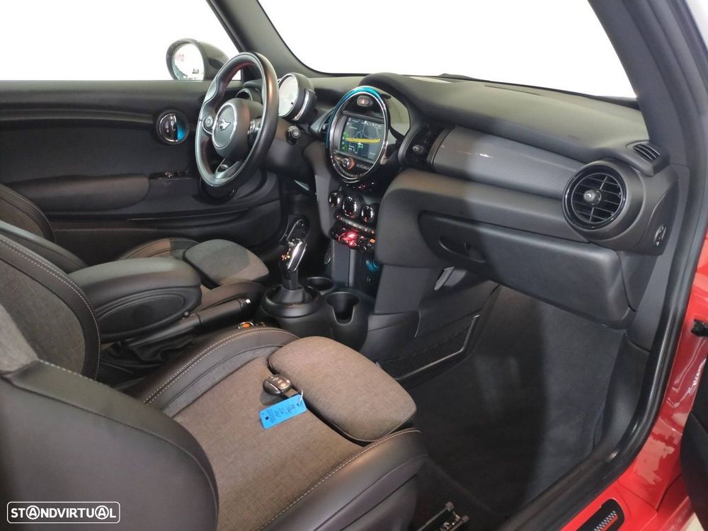 MINI 3 Portas Cooper Aut. JCW - 18