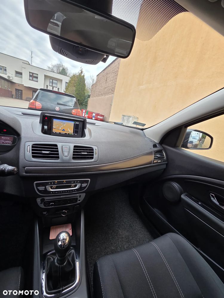 Renault Megane ENERGY TCe 130 LIMITED - 19