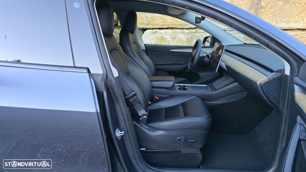 Tesla Model Y Long Range Tração Integral - 49