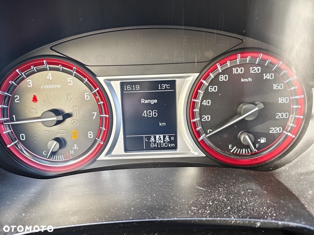 Suzuki Vitara - 8