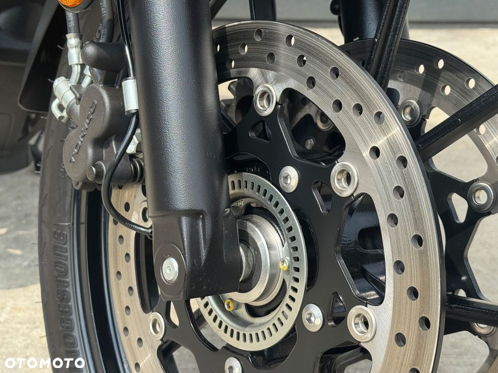 Suzuki V-STROM - 11