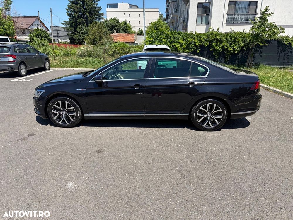 Volkswagen Passat 2.0 TDI DSG 4Motion Highline - 3
