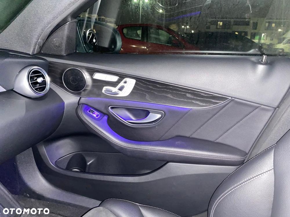 Mercedes-Benz Klasa C 220 d 4MATIC 9G-TRONIC - 13