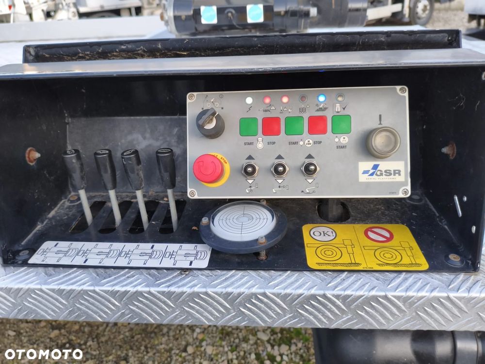 Nissan Cabstar NT400 35.13 - 17