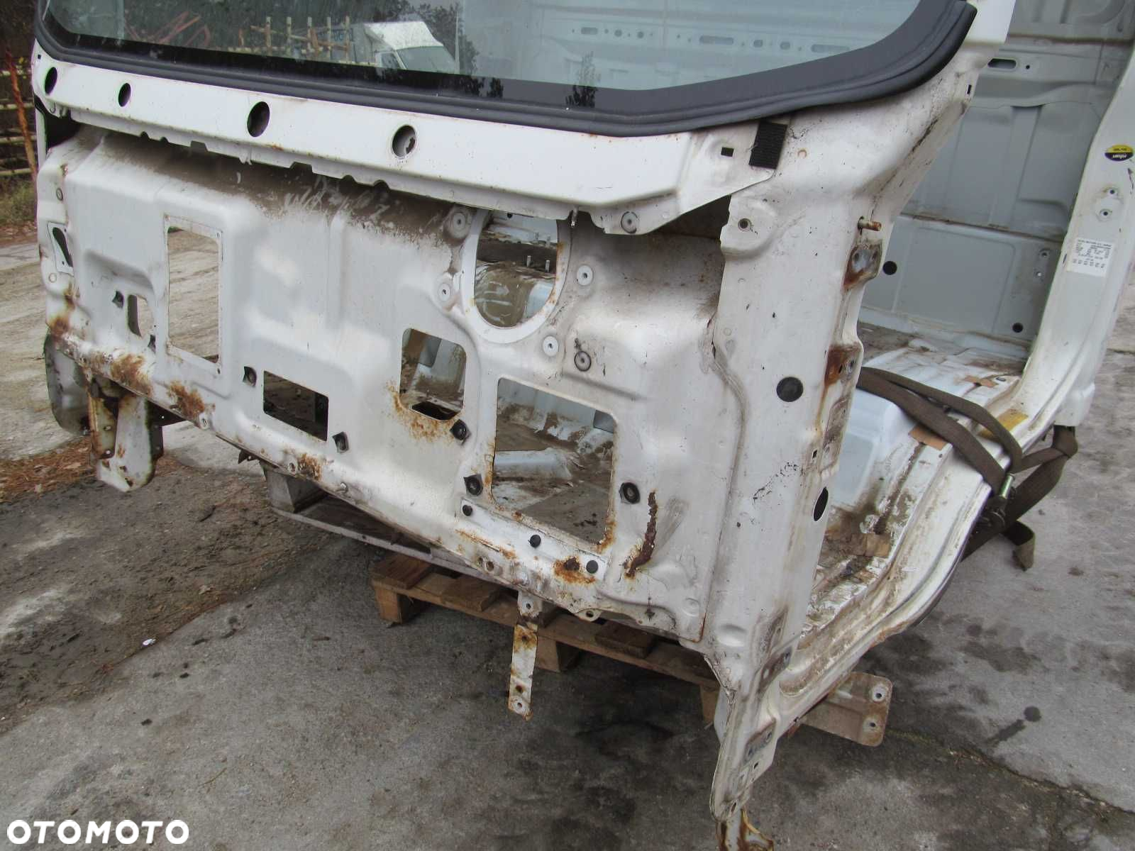 ISUZU N35 N75 NPR NQR GRAFTER 7-18 KABINA KAROSERJA WASKA DACH CWIARTKA 11R - 13